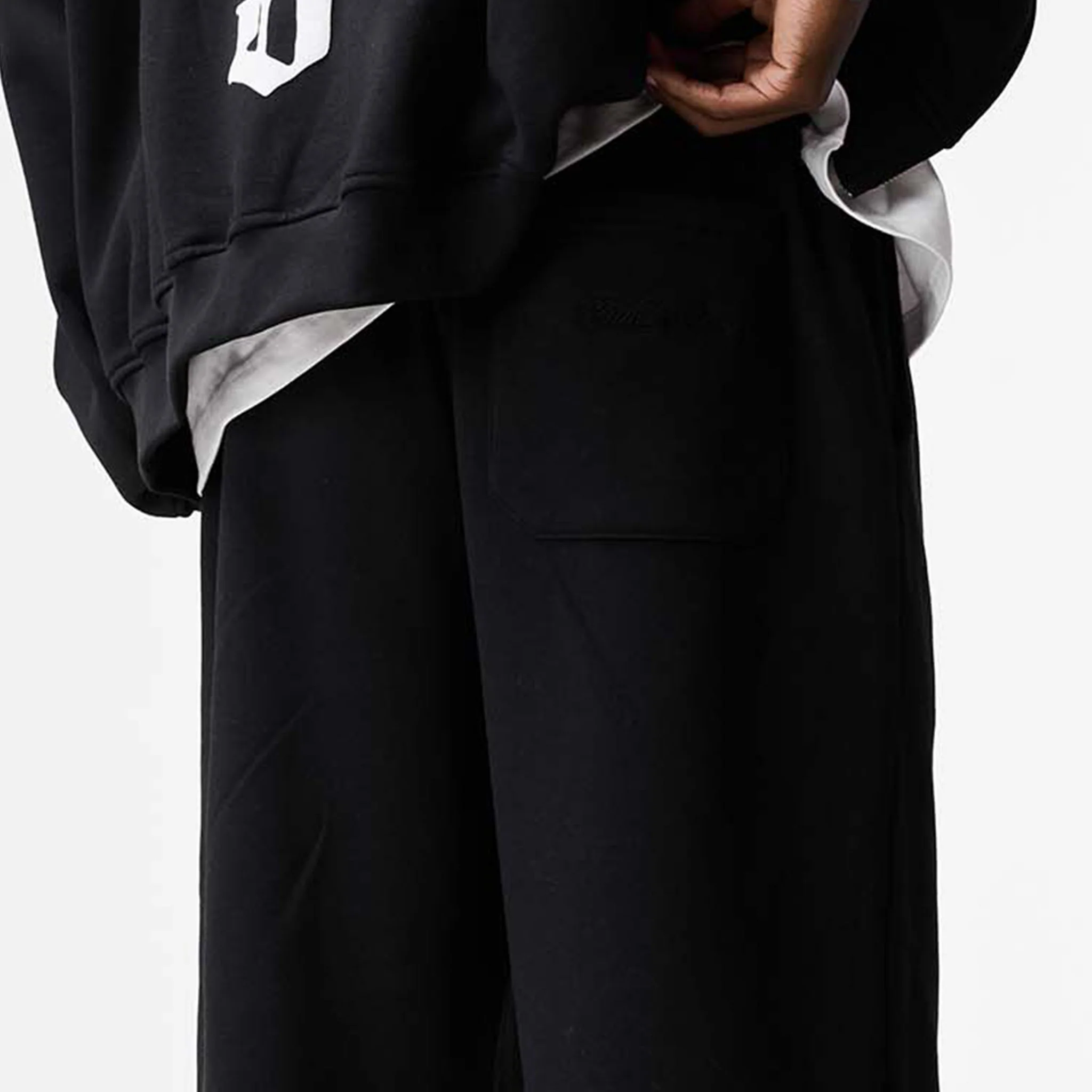 Gothic 2.0 Loose Fit Open Hem Jogger | Black - Image 7