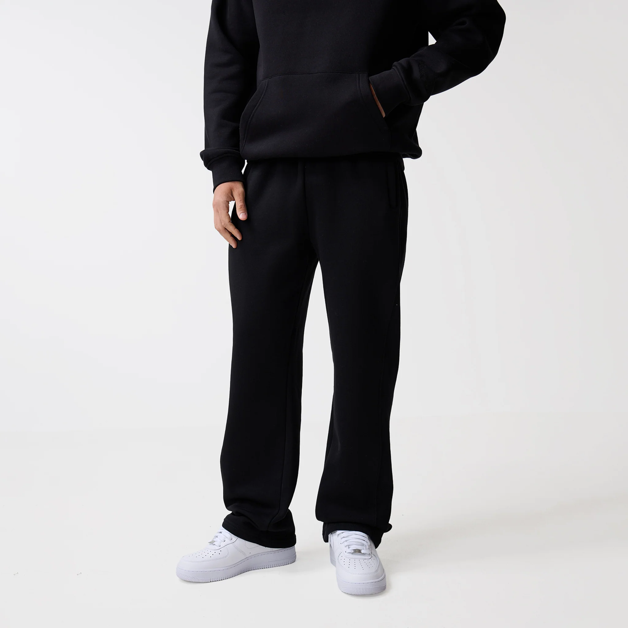 Open Hem Jogger | Black - Image 3