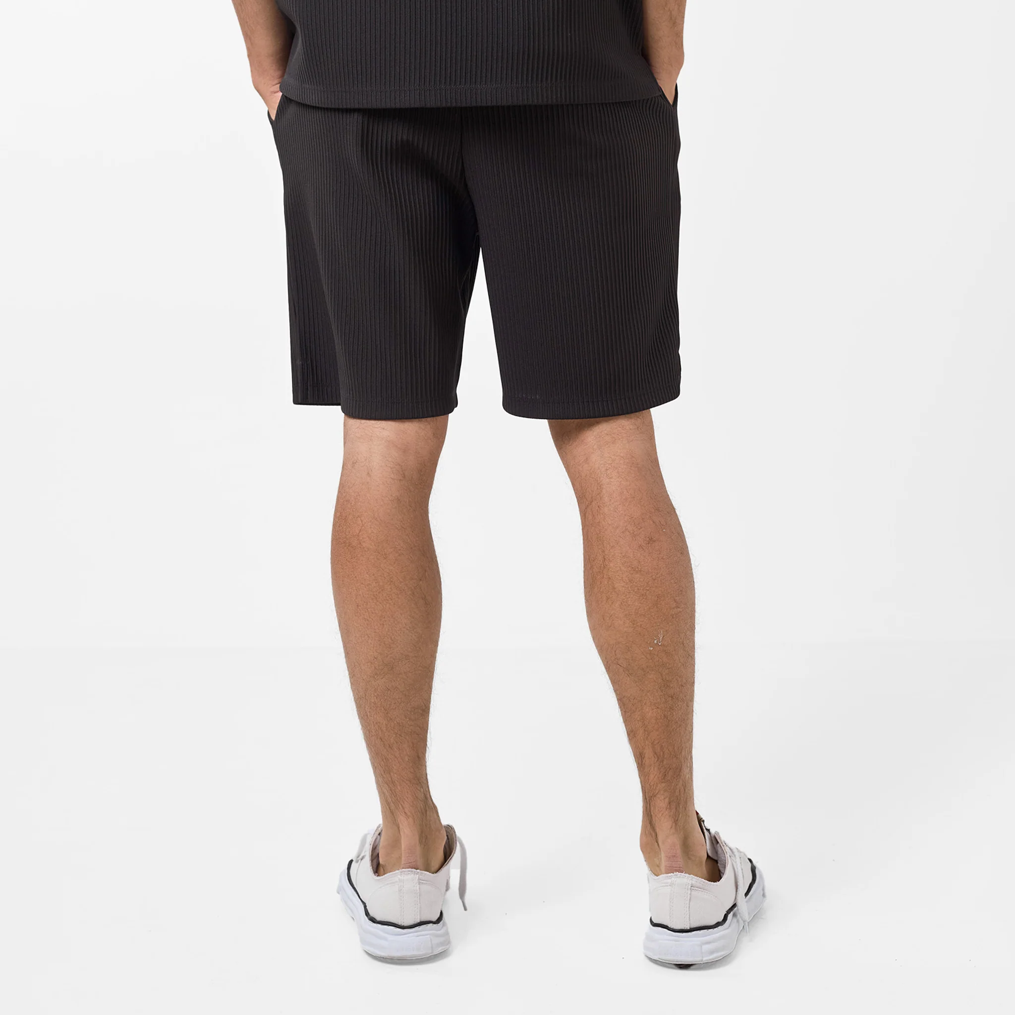 Pleated Short | Black - Image 6